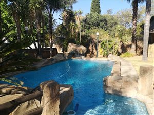 5 Bed House in Boskruin