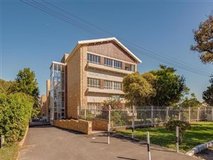 2 Bed Apartment in Walmer