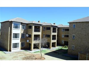 2 Bed Apartment in Lyttelton Manor