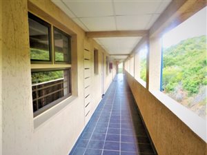 2 Bed Apartment in Voorbaai