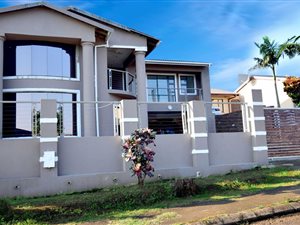 5 Bed House in Grove End
