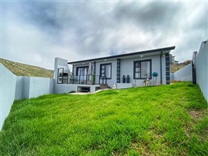 3 Bed Duet in Island View