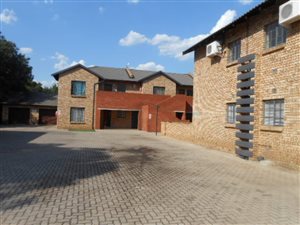 2 Bed Townhouse in Meyerton Central