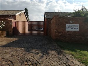 3 Bed Simplex in Kibler Park