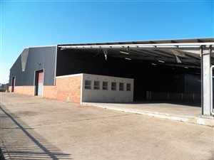 6247 m² Industrial space in Alton