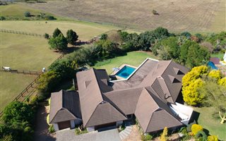 5 Bedroom House in Kirtlington Park