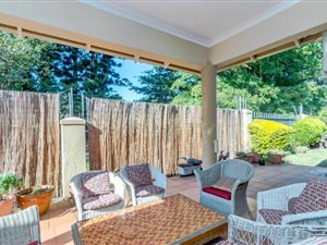 3 Bed Simplex in Somerset Park