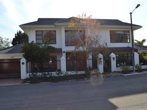 3 Bed House in Die Boord