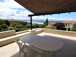 4 Bed Apartment in Plettenberg Bay