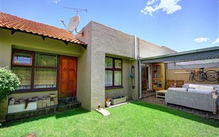 3 Bedroom Townhouse in Bergbron