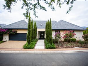 3 Bed House in Pearl Valley