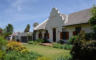 5 Bedroom House in Highway Gardens