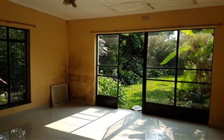 1 Bedroom Garden Cottage in Southdale
