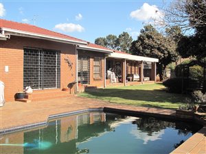 3 Bed House in Edelweiss