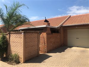 2 Bed Simplex in Willow Park Manor