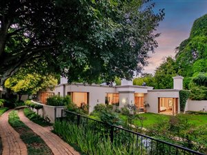 3 Bed House in Parktown North