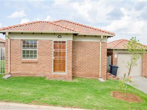 3 Bed House in Thatch Hill Estate