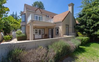 3 Bedroom House in Boschenmeer Golf Estate