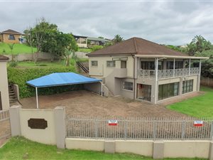 5 Bed House in Port Edward