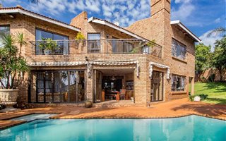 4 Bedroom House in Meyersdal