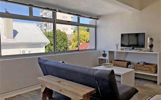 0.5 Bedroom Apartment in Green Point