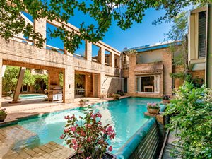 5 Bed House in Parkview