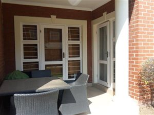 2 Bed Apartment in Melrose North