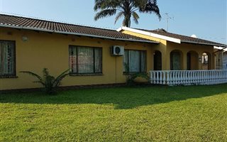 4 Bedroom House in Nagina