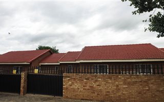 1 Bedroom Cluster in Bronkhorstspruit