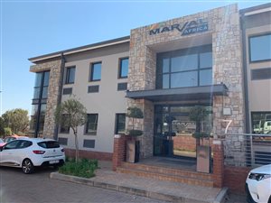 339 m² Commercial space in Fourways