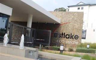 1 Bedroom Apartment in Modderfontein