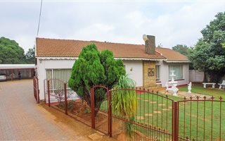 4 Bedroom House in Birchleigh
