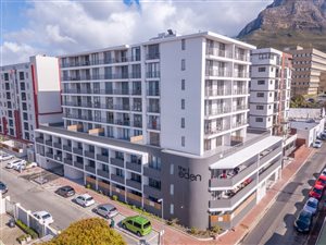 2 Bedroom Flat in Observatory