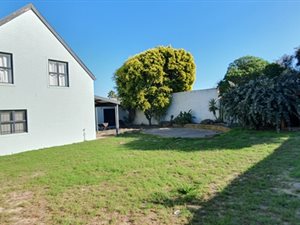 3 Bed House in Blouberg Sands