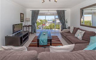 2 Bedroom Apartment in Heritage Park