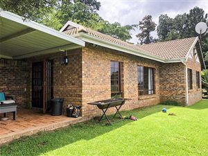 3 Bedroom House in Gillitts