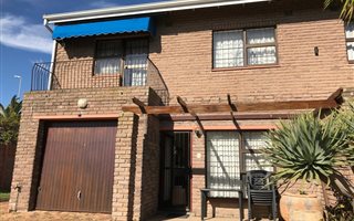 3 Bedroom Townhouse in Waves Edge