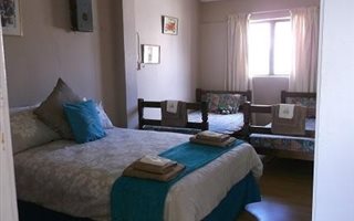 2 Bedroom Garden Cottage in Park Rynie