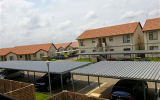 2 Bedroom Apartment in Parkrand