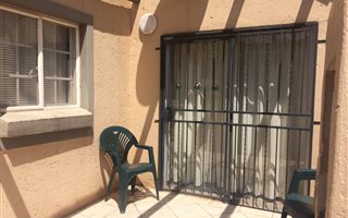 1 Bedroom Apartment in La Montagne