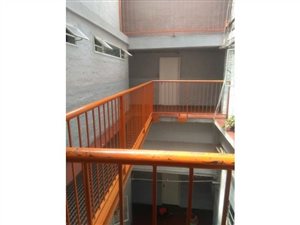 1 Bed Apartment in Johannesburg Central