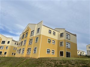 2 Bed Apartment in Amalinda