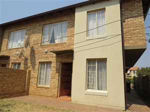 3 Bed House in Hazeldean (Silverlakes Surroundings)