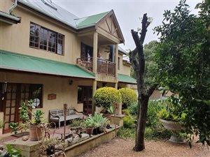 4 Bed House in Hout Bay and surrounds