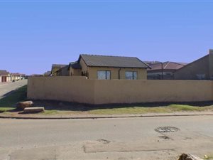 2 Bed House in Vosloorus
