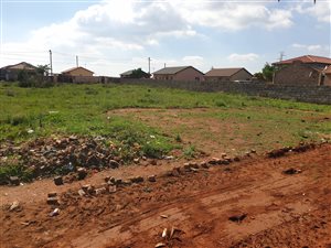 600 m² Land available in Protea Glen