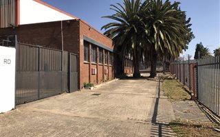1100 m² Industrial space in Bramley