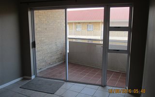2 Bedroom Apartment in Uitzicht