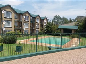 2 Bed Apartment in Krugersdorp North