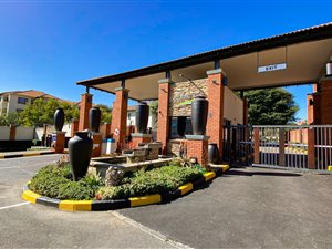 3 Bed Apartment in Greenstone Hill